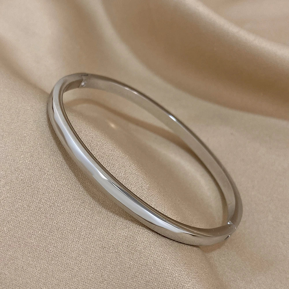 Women's Fashion Gold Plated Stainless Steel Smooth Bangle Bracelet
