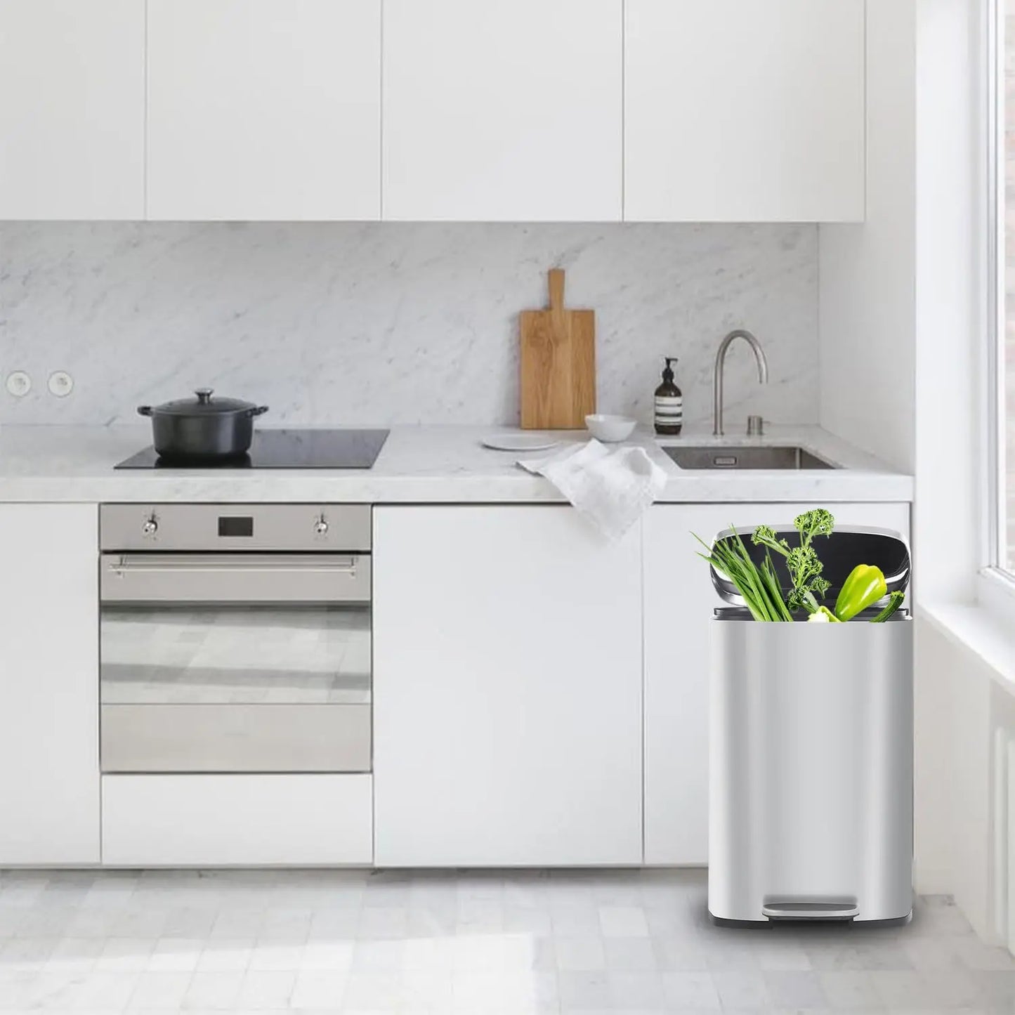 Stainless Steel 13 Gallon Recycling Bin With Lid And Pedal